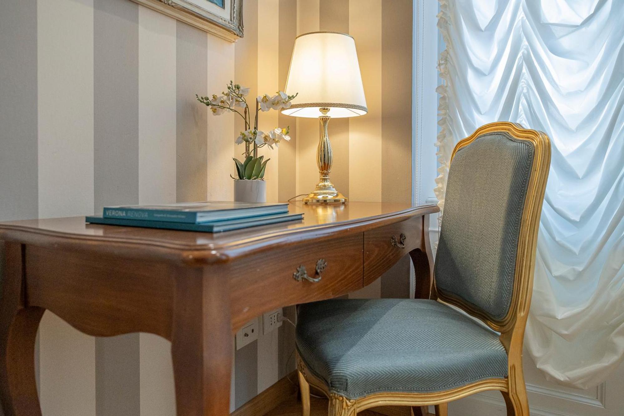 Palazzo Monga Boutique Guesthouse 维罗纳 外观 照片